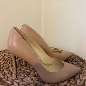 Jessica Simpson Nude Heels